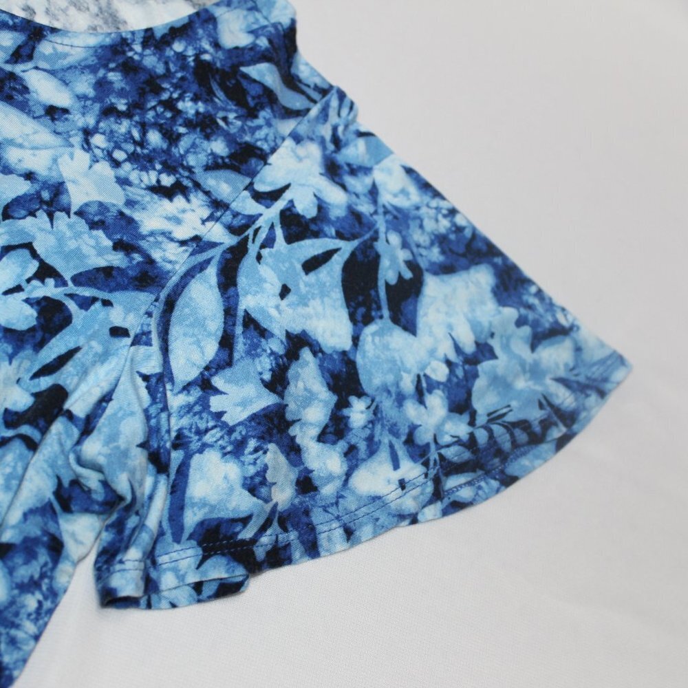 Cable & Gauge Blue & White Open Back Top - Picture 6 of 8